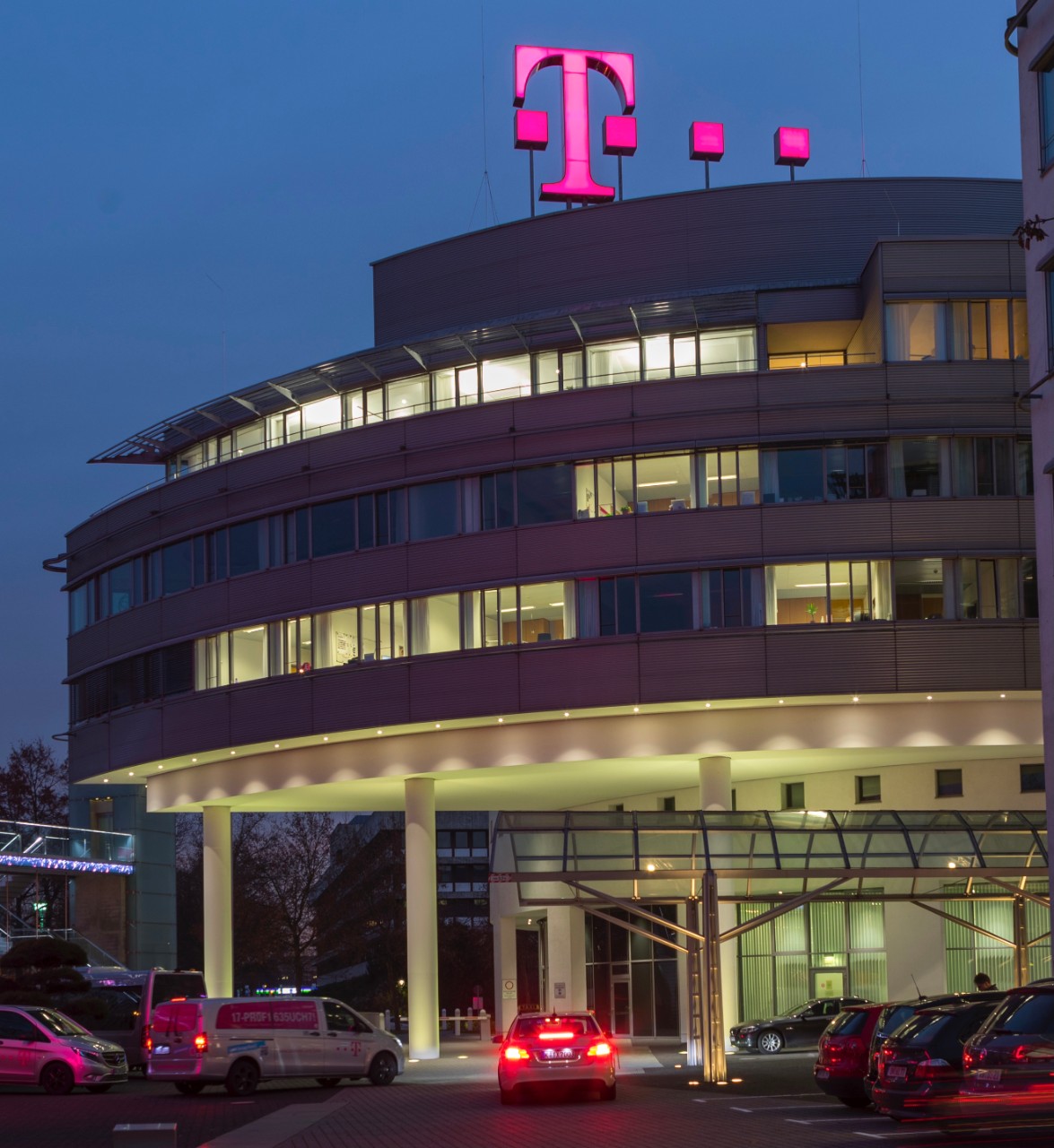 Deutsche Telekom Hero Deutsche Telekom Image